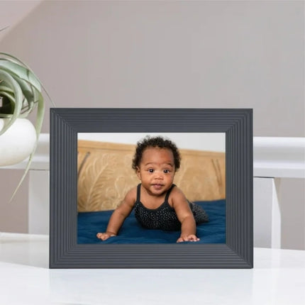 Aura Harper 9.7" Landscape/Potrait Wi-Fi Digital Photo Frame - Railing